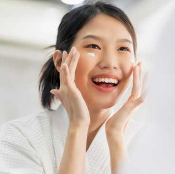 img-title Ada Skintific dan Somethinc, Ini 5 Moisturizer Hits dengan Kandungan Ceramide! Ada yang Sudah Jadi Andalan?