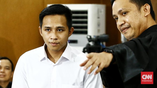 Bharada E juga meminta maaf kepada seluruh keluarga besar Yosua dan menyebut Tuhan akan selalu memberi penghiburan kepada keluarga korban.