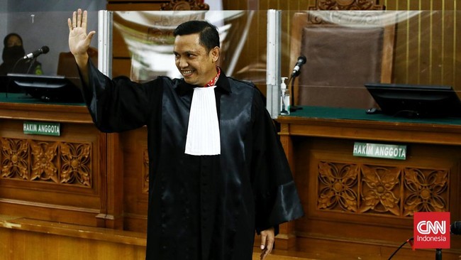 Ronny mengucapkan terima kasih kepada majelis hakim yang dinilai telah memberi putusan yang mewakili rasa keadilan masyarakat.