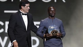 Rajin Sedekah, Mane Raih Socrates Award di Ballon d'Or 2022