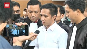 VIDEO: Momen Richard Eliezer Minta Maaf Ke Keluarga Brigadir Y