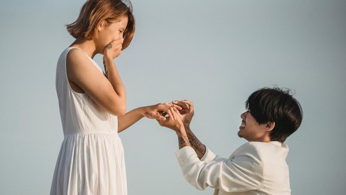 Cuma di Jepang, Ada Trik Kohuhaku untuk Menyatakan Cinta ke Orang Tersayang! Wah Seperti Apa?