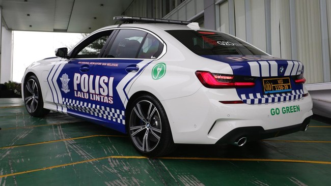 Ada tiga dokumen pengadaan mobil dinas polisi terbaru dengan total anggaran sekitar Rp360 miliar untuk 650 unit.