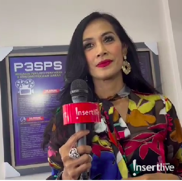 Nggak Suka Ikut Tren, Diah Permatasari Pilih Gunakan Baju Lawas