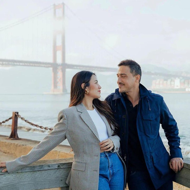 <p>Resmi menikah pada 3 September 2017, Hamish Daud dan Raisa kerap membagikan beberapa potret romantisnya meski sudah 5 tahun menikah. (Foto: Instagram@hamishdw)</p>