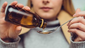 EG ada di Obat Dewasa, Kenapa Korban Gagal Ginjal Banyak Anak Kecil?