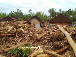 #PrayForBali Trending, Ratusan Orang Masih Mengungsi