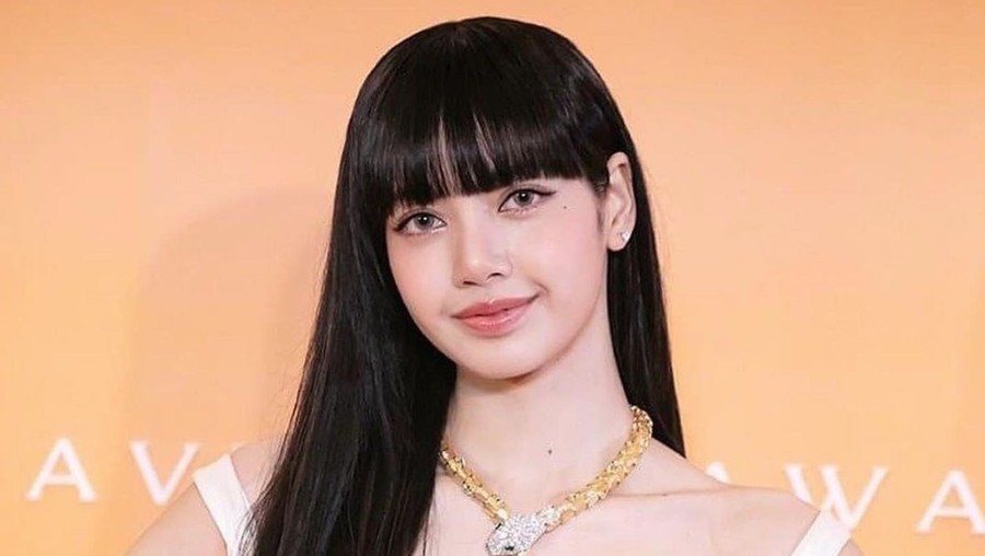 Lisa BLACKPINK di BVLGARI Avrora Awards
