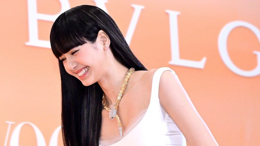 Lisa BLACKPINK di BVLGARI Avrora Awards