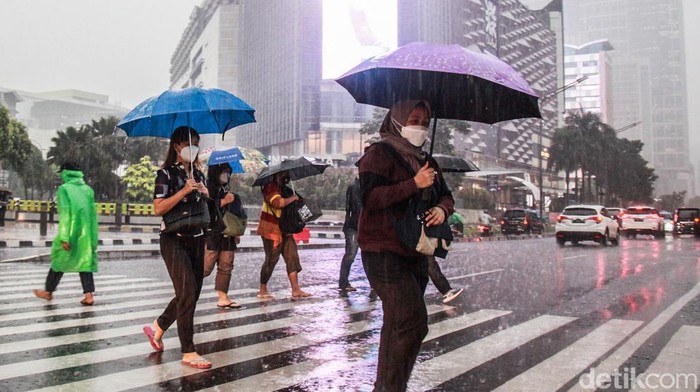 BMKG Beri Klarifikasi Soal Kabar Badai Dahsyat dan Prakiraan Cuaca yang Bakal Terjadi Hari Ini, 28 Desember 2022