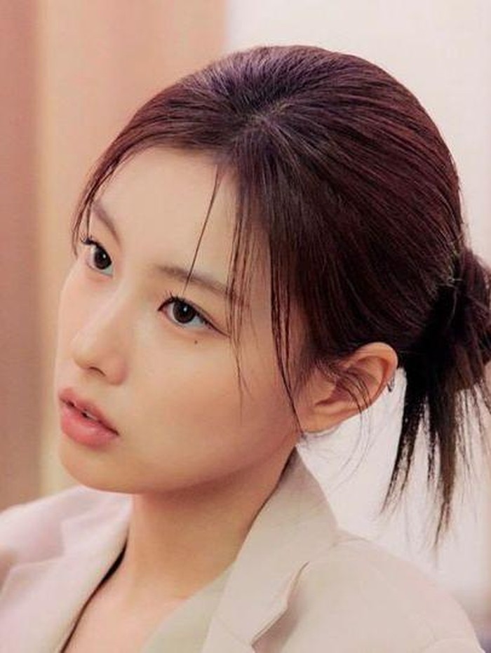 Produk ini merupakan tinted lip balm multi fungsi yang dirilis dalam 4 warna berbeda./ foto: instagram.com/manyoofficial