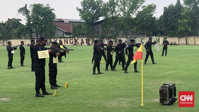 Kasipenkum Kejati Jatim Fathur Rohman mengatakan terdapat sejumlah poin dalam berkas tersangka Tragedi Kanjuruhan yang belum diperbaiki penyidik Polda Jatim.