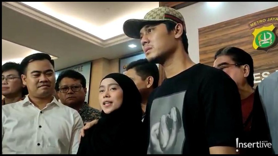 Rizky Billar dan Lesti Kejora Rizky Billar dan Lesti Kejora