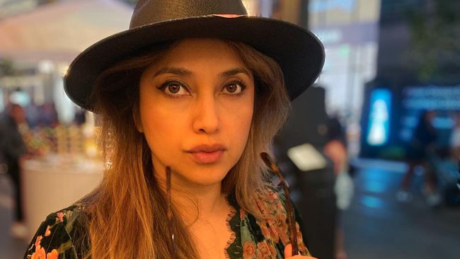 The latest on Sarah Azhari becoming an IRT in Los Angeles on reasons for keeping her husband a secret