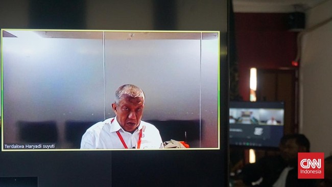 Dakwaan kasus suap IMB hotel yang dibacakan di PN Yogyakarta membeberkan 'hadiah' buat eks Walkot Yogyakarta Haryadi dan Kepala Dinas