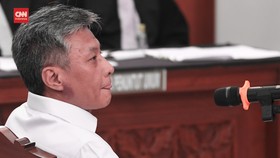 VIDEO: Utak-atik CCTV ala Brigjen Hendra di Kasus Brigadir J