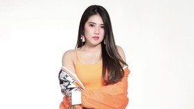 Via Vallen Melahirkan Anak Pertama di Tanggal Cantik