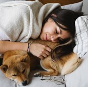 Setelah Hari yang Berat, 7 Zodiak Ini Pilih Habiskan Waktunya untuk Me Time Demi Pikiran Kembali Fresh!