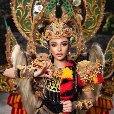 Andina Julie Bawa Reog Ponorogo Melenggang di Miss Grand International 2022