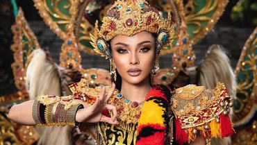 img-title Andina Julie Bawa Reog Ponorogo Melenggang di Miss Grand International 2022