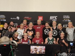 UFC 280: Beda Gaya Charles Oliveira dan Islam Makhachev Saat Jumpa Pers