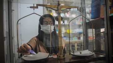 Obat puyer disebut-sebut jadi alternatif pengganti obat sirop yang bisa diberikan saat anak sakit. Namun, bagaimana aturan pemberian puyer untuk anak?