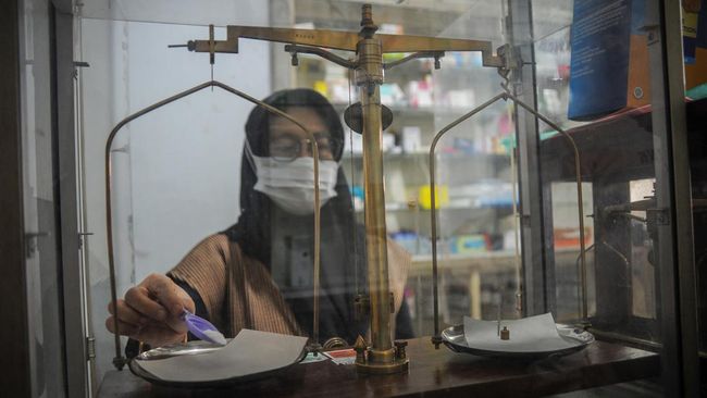 Kemenkes Sebut Anak Telanjur Konsumsi 5 Obat Sirop Tak Mesti Cek Lab Kemenkes menyebut kewaspadaan yang perlu dilakukan orang tua adalah memeriksa secara konsisten kadar atau jumlah urine anak.