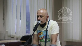 Acungkan Jari Tengah ke Petugas Imigrasi, Pasangan WNA Minta Maaf