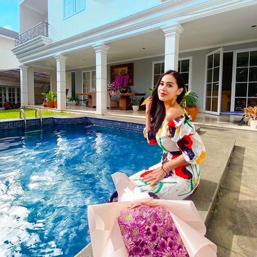 Zumba Jadi Salah Satu Rahasia Kebugaran Diah Permatasari di Usia 55 Tahun