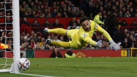 Lloris Kirim Pesan ke Kane Bawa-bawa Messi dan Ronaldo