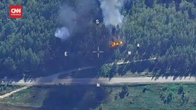 VIDEO: Momen Roket Himars Ukraina Serang Konvoi Rusia di Oblast
