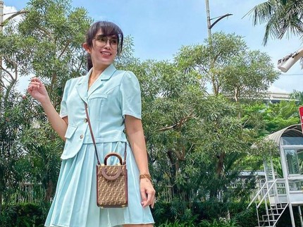 BB Turun 27 Kg, Intip 7 Potret Ussy Sulistiawaty Sukses Diet Usai Melahirkan