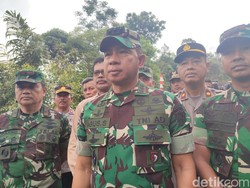 Tinjau Proyek Jalan Cigudeg-Rumpin Bogor, Wakasad Ingatkan Jaga Alam