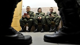 Putin Teken Dekret WN Rusia Usia 18-30 Tahun Ikut Wajib Militer