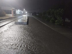 Jalur Kereta Api di Garut Sempat Lumpuh Diterjang Banjir