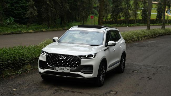 Chery Indonesia Jual 2 SUV Sekaligus, Target 6 Bulan Laku 1.000 Unit Chery Motor Indonesia menargetkan Tiggo 7 Pro dan Tiggo 8 Pro terjual 500 unit hingga Desember, sedangkan 2023 diharapkan 1.000 unit pada semester pertama.