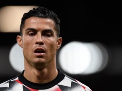 Kelakuan Nyeleneh Cristiano Ronaldo yang Lagi Ngambek