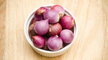 BAWANG MERAH UNTUK MENGEROK ANAK
