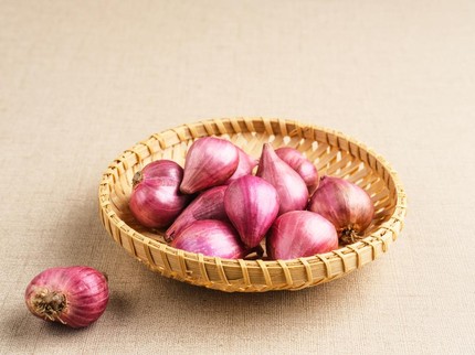 Benarkah Bawang Merah Bisa Bantu Membesarkan Payudara?