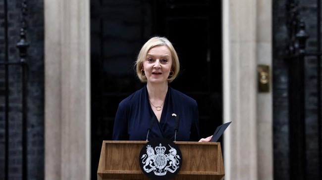 Inggris bakal menentukan pengganti Liz Truss pada Senin (24/10). Pengganti itu bakal menjadi perdana menteri ketiga bagi Inggris sepanjang tahun ini.