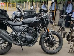 Dear Bikers, Motor MurahTriumhp Segera Meluncur Nih