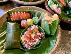 Santai Sore di Waroeng Jawa Sambil Ngemil Cenil dan Wedang Ronde
