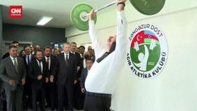 VIDEO: Ditantang Erdogan, Presiden Azerbaijan Angkat Barbel 20 Kg