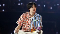 Saham HYBE Naik Jelang Jin BTS Selesaikan Wajib Militer