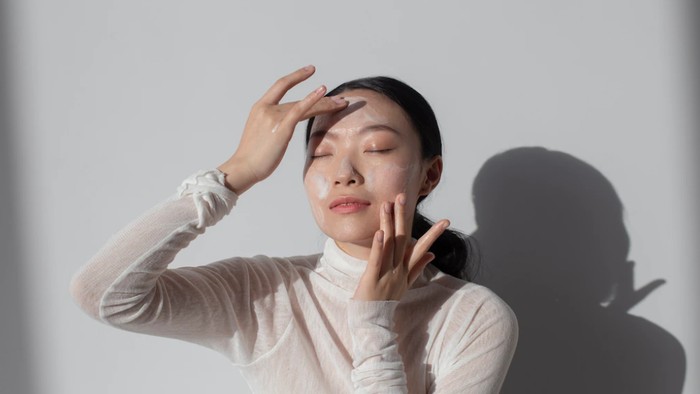 BeauPicks: Rekomendasi Sunscreen di Bawah Rp50 Ribu yang Cocok untuk Semua Jenis Kulit BeauPicks: Rekomendasi Sunscreen di Bawah Rp50 Ribu yang Cocok untuk Semua Jenis Kulit