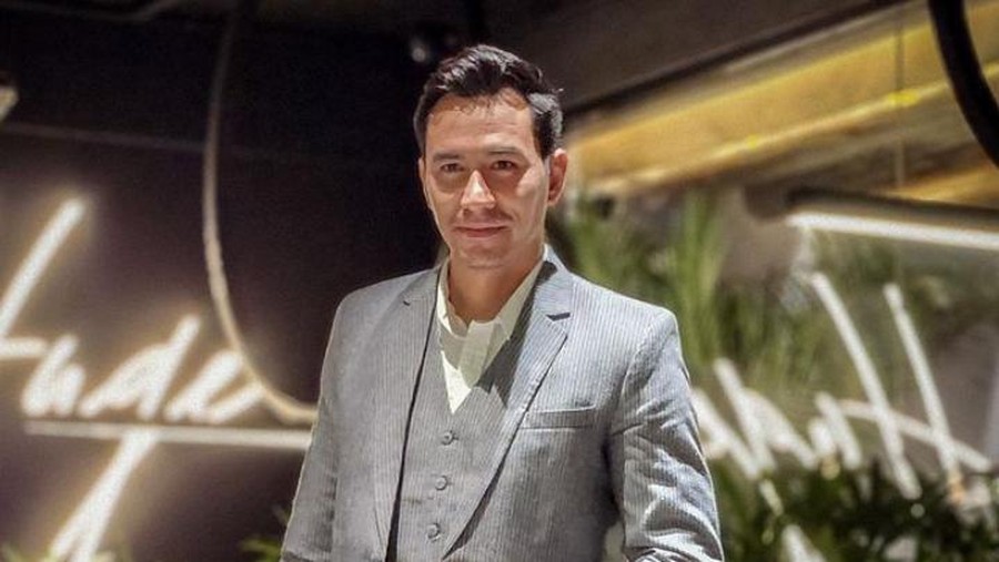 Main di ‘Perfect Strangers’, Darius Sinathrya Rutin Makan Bareng Keluarga