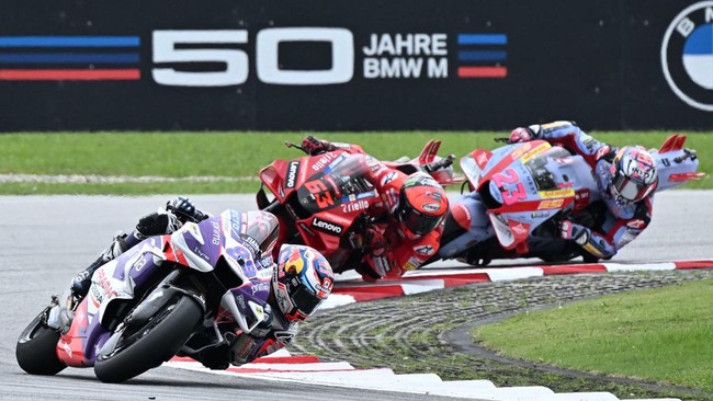 Jorge Martin klaim lebih cerdik dari Aleix Espargaro saat keduanya berduel di Sprint Race MotoGP Amerika 2023, Minggu (16/4) dini hari WIB.