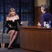 Heboh, Gaya Taylor Swift Ini Dinilai Mirip dengan Putri Diana! Benarkah?