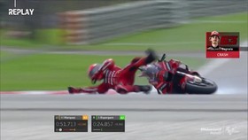 VIDEO: Detik-detik Bagnaia Jatuh di Kualifikasi MotoGP Malaysia