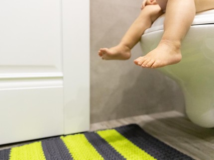 Urine Berbusa Jadi Tanda Gagal Ginjal Akut? Simak Kata Dokter